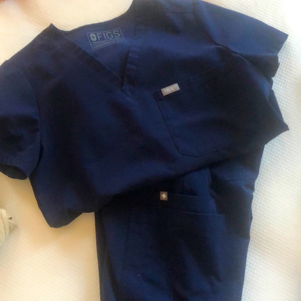 FIGS Navy Blue Scrubs